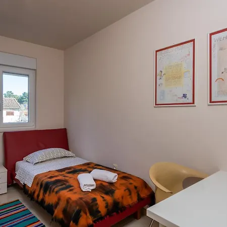 Διαμέρισμα Manto Free Parking