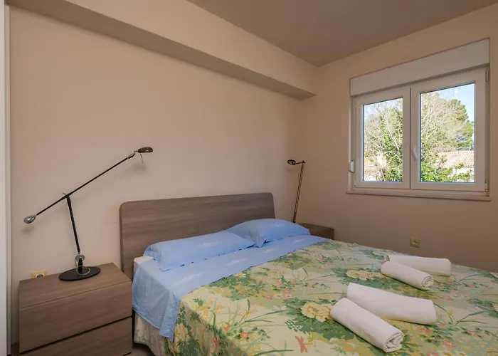 Manto Free Parking Rovinj